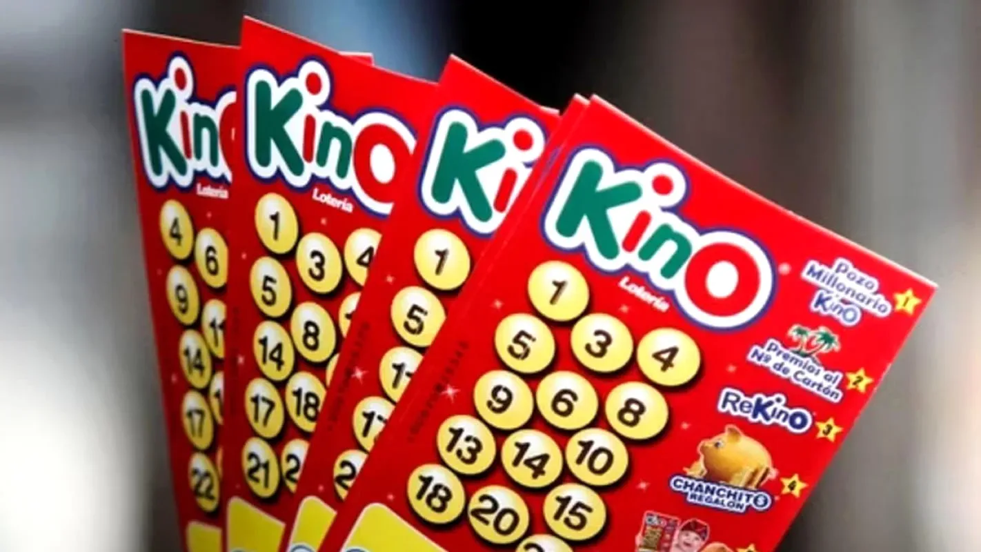 Comprobantes del Kino ilustrando una nota de resultados en prensa chilena